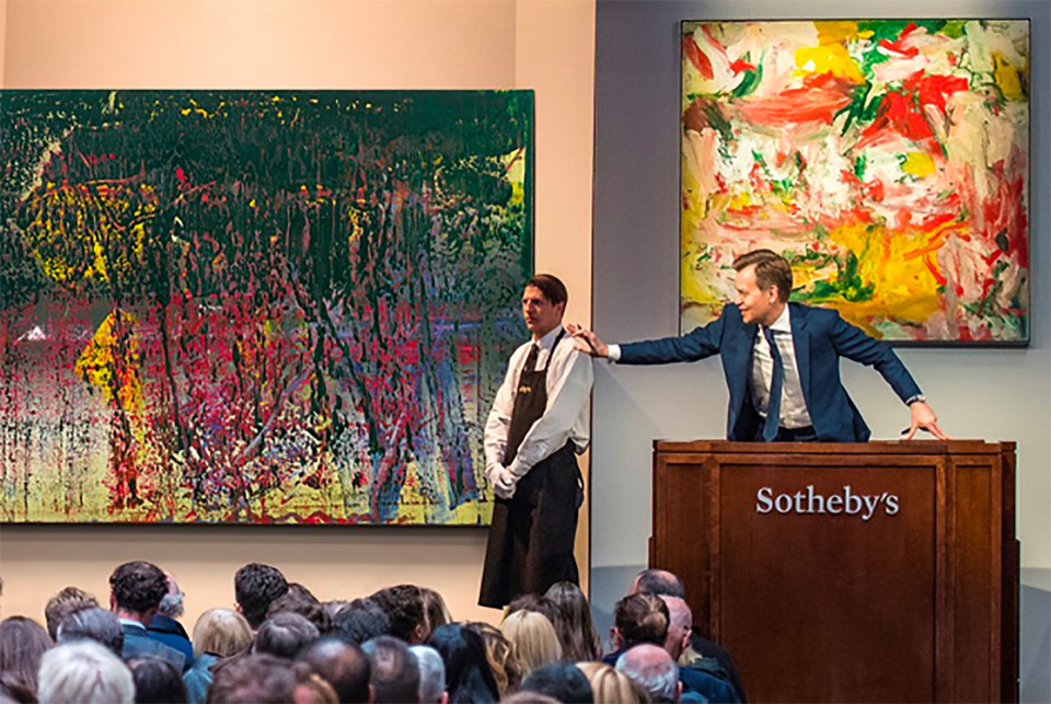 Sotheby’s vergibt „S“ an Looping-Tochter